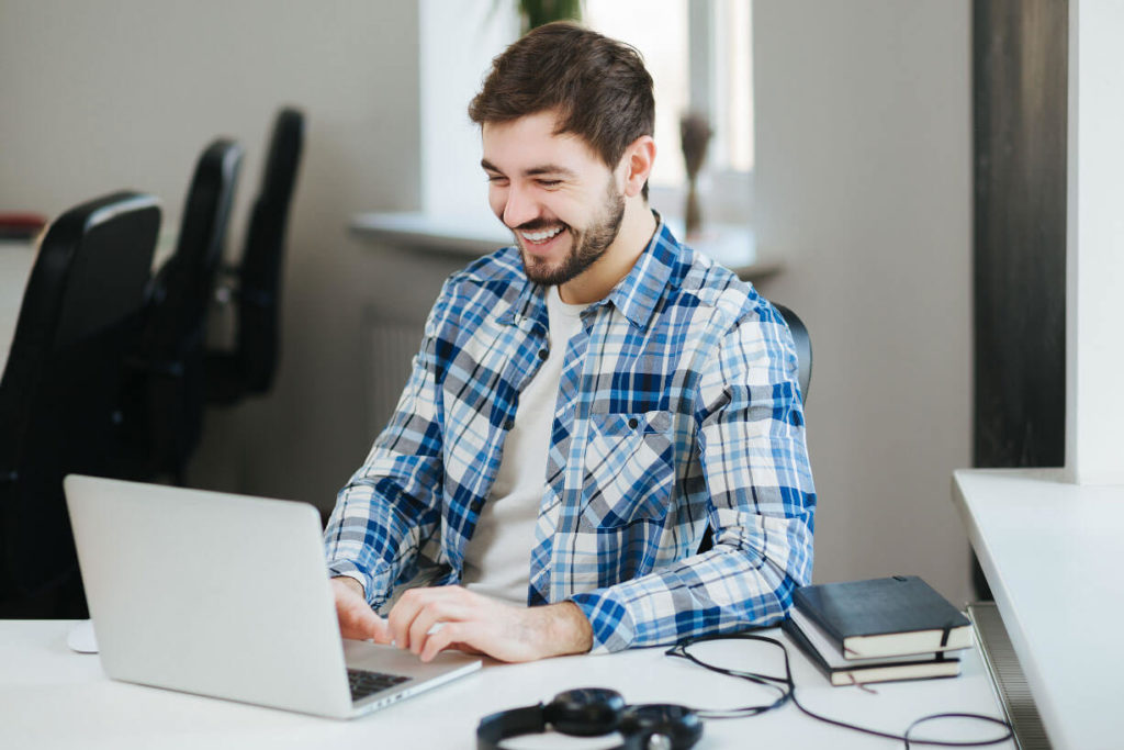 CRM bâtiment Logiciel gestion commerciale Notre ERP bâtiment, intègre un logiciel de gestion commerciale avancé. Gérez efficacement votre relation client avec notre logiciel gestion client (CRM) qui vous permet d’améliorer les interactions et la satisfaction avec vos clients. Notre logiciel de gestion d’entreprise centralise toutes vos opérations commerciales, facilitant le suivi et l’augmentation de la performance globale.